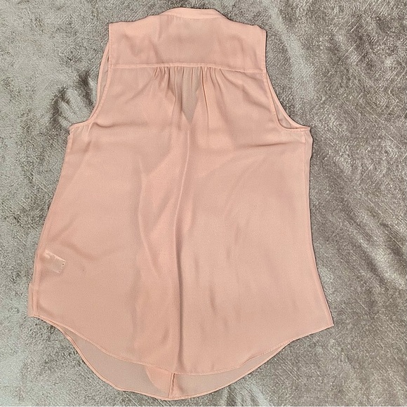 RW&CO Elegant Women's Sleeveless Ruffle Top - Peach - US M. - Picture 9 of 9